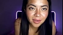 Un seguidor me regala un vestido y se lo modelo termino masturbandome Un seguidor me regala un vestido y se lo modelo termino masturbandome