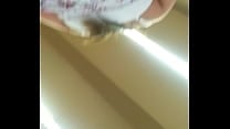 Sabrosas nalgas bajo falda upskirt