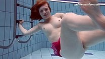 Underwater swimming teenie Lenka gets naked