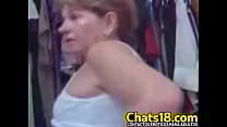 Hermosa madura pillada video espia voyeur mamacita Hermosa madura pillada video espia voyeur mamacita