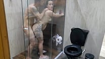 Ent atilde o  eacute  isso que meio irm atilde o faz com sua meia irm atilde  no banheiro Ent atilde o  eacute  isso que meio irm atilde o faz com sua meia irm atilde  no banheiro