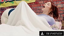 TRANSFIXED   Horny Emma Rose Caught Roommate Ariel Demure Getting Sneaky Sucked By Vendor Siri Dahl