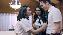 Nerdy teen Casey Calvert went her classmate Vienna Black and didnt expect to start a 3some session with Vienna and her stepbro Justin Hunt