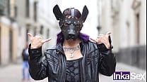 Ninf oacute mana metalera es amarrada y humillada como mascota por pervertido musculoso