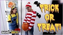 BANGBROS Trick Or Treat Smell Evelin Stone 039 s Feet Bruno Gives Her Something Good To Eat