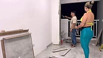 Pedreiro Tonho ficou com muito tes atilde o vendo sua patroa de roupa de academia Quase o corno do seu marido pega ela sentando na pica do pedreiro e gozando muito na obra Pedreiro Tonho ficou com muito tes atilde o vendo sua patroa de roupa de academia Quase o corno do seu marido pega ela sentando na pica do pedreiro e gozando muito na obra