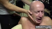 Old man gets his mouth filled with cock while getting a BJ