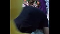 Zaeli comendo loirinha safada enquanto forma grava e amigo de fundo Zaeli comendo loirinha safada enquanto forma grava e amigo de fundo