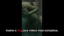 Esposa com Amigo do Log e sexo no chuveiro Se inscrevam no RED