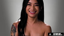 UP CLOSE   How Women Orgasm With Natural Beauty Avery Black  SOLO FEMALE MASTURBATION  FULL SCENE UP CLOSE   How Women Orgasm With Natural Beauty Avery Black  SOLO FEMALE MASTURBATION  FULL SCENE