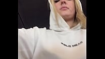 Sapatona fica com muito tes atilde o na academia vendo mulheres e homens vendo sua camisa transparente mostrando os seu bicos do peito suado e duro Sapatona fica com muito tes atilde o na academia vendo mulheres e homens vendo sua camisa transparente mostrando os seu bicos do peito suado e duro