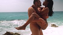 VIP SEX VAULT Portuguese babe Noe Milk in beach seduction and sex tutorial