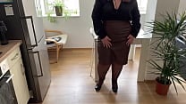 My beloved son in law please jerk off and cum on my ass My beloved son in law please jerk off and cum on my ass