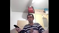 Trocando de roupa mostrando o Pau Grande de 25 cm Empinado jorrando leite Pau enorme na cueca branca preta e vermelha Trocando de roupa mostrando o Pau Grande de 25 cm Empinado jorrando leite Pau enorme na cueca branca preta e vermelha