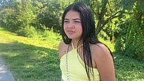 Hermosa mujer se va follar con un desconocido porque el novio la dej oacute sola en una carretera nacional Hermosa mujer se va follar con un desconocido porque el novio la dej oacute sola en una carretera nacional
