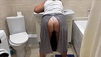 Milf bent down and her ass became visible  in which the penis entered well