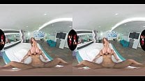 VRLatina com Intense Interacial Threesome in 5K
