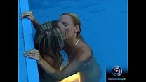 Threesome lesbian sex at the pool with Mary Juli and Nelli