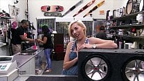 XXX PAWN Stevie Sixx Sells Her BF 039 s Bass Amp For Cash And Her Ass Too