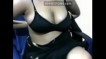Desi Babe Strips Saree Showing Huge Boobs myhotporn com