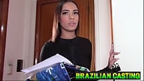 PATRAO TOMANDO BANHO DEI UMA ESPIADA NOSSA E FIQUEI A VONTADE FIZ PATRAO FELIZ METEU SUA ROLA NA MINHA BUCETINHA APERTADINHA E GANHEI AUMENTO E GOZO NA BUCETA 