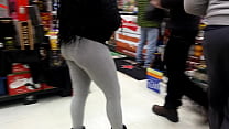 Ebony shorty getting booze in Baltimore l  store