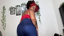 BBW Farting Beauty in Blue Jeans