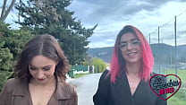 Jade et Leila se font tourner deux lascars bien mont eacute s Jade et Leila se font tourner deux lascars bien mont eacute s