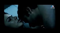 emraan hashmi udita goswami seduces each ot