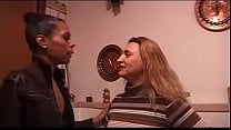 L 039 amica di mia madre egrave una troia L 039 amica di mia madre egrave una troia