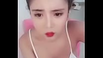 Bay c ugrave ng idol Uplive tr ecirc n livestream khoe v uacute Bay c ugrave ng idol Uplive tr ecirc n livestream khoe v uacute
