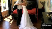 Hot Cougar Blows a Big Dick